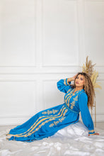 Charger l'image dans la galerie, Caftan brodé 2023 - Drap de soie