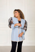 Charger l'image dans la galerie, Veste crêpe de soie & manches en dentelle