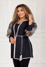 Charger l'image dans la galerie, Veste crêpe de soie & manches en dentelle