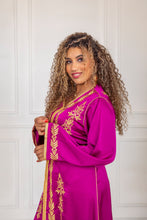 Charger l'image dans la galerie, Caftan brodé 2023 - Drap de soie
