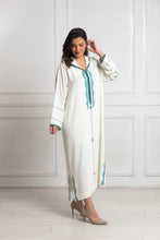 Charger l'image dans la galerie, Djellaba Berchmane & Broderie 100% Handmade