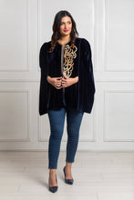 Charger l'image dans la galerie, New - Cape velvet - Majesty Cape - Cape pour femme - Cape en Velours